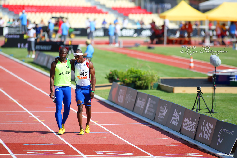 MAKUNDA Gauthier et ONEZOU Edgar 100m T11